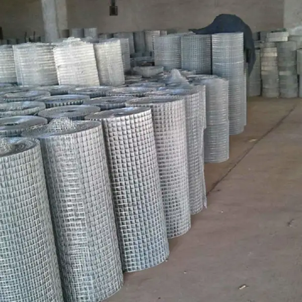 Hot dip galvanized welded mesh